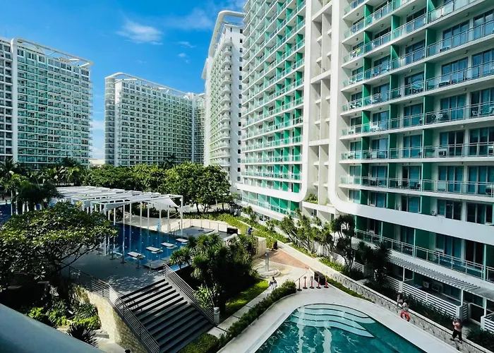 Staycation In Azure Paranaque